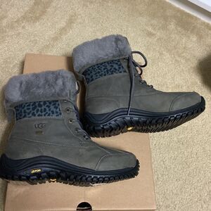 ❄️Ugg adirondack boot II exotic
